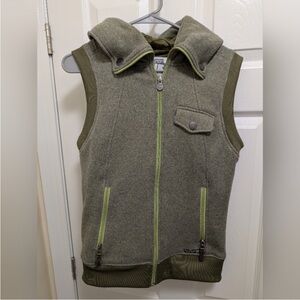 Burton dryride soft green vest Small